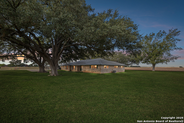 Listing photo id 29 for 3830 County Road 541