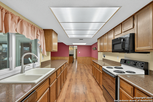 Image 8 of 30 For 6007 Merrimac Cv