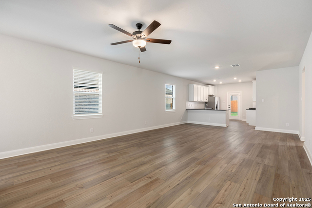 Image 4 of 15 For 9508 Nubuck Branch