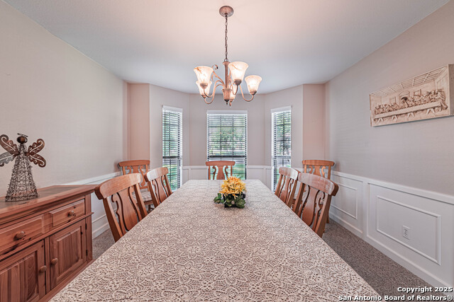 Image 14 of 39 For 729 Heritage Dr