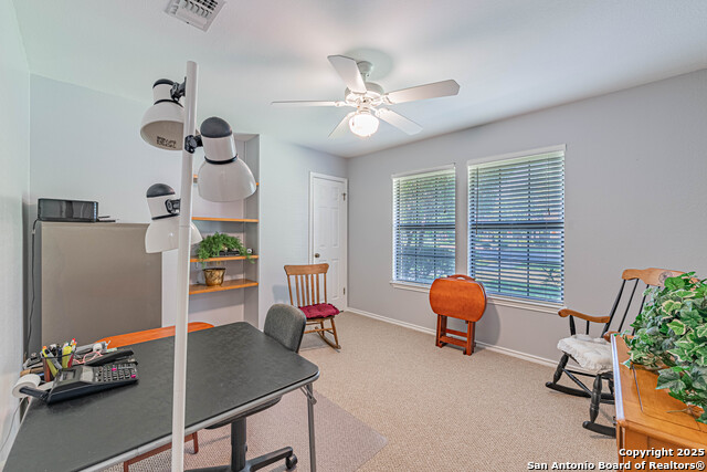 Image 19 of 39 For 729 Heritage Dr