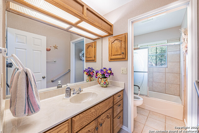 Image 20 of 39 For 729 Heritage Dr