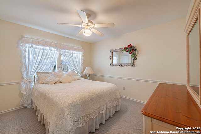 Image 22 of 39 For 729 Heritage Dr