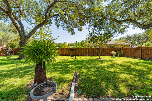 Image 31 of 39 For 729 Heritage Dr