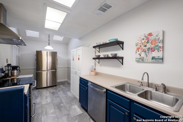 Image 7 of 22 For 5738 Spring Sunshine