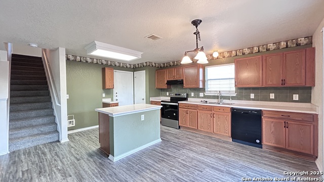 Image 18 of 41 For 134 Agency Oaks