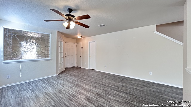 Image 5 of 41 For 134 Agency Oaks