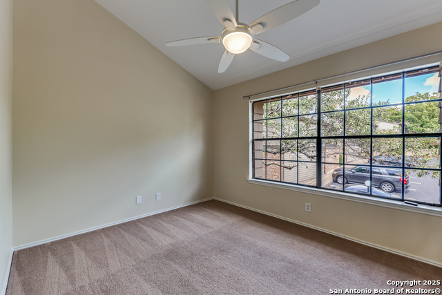 Listing photo id 4 for 11815 Vance Jackson  1605