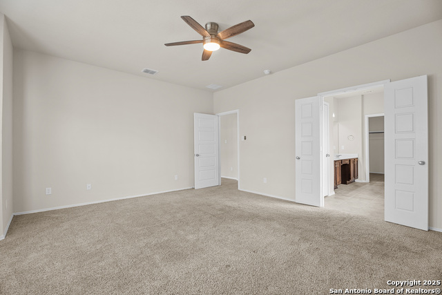 Listing photo id 17 for 9223 Yaya