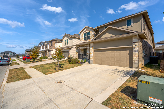Listing photo id 1 for 9223 Yaya