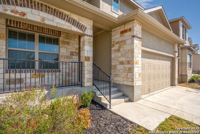 Listing photo id 2 for 9223 Yaya