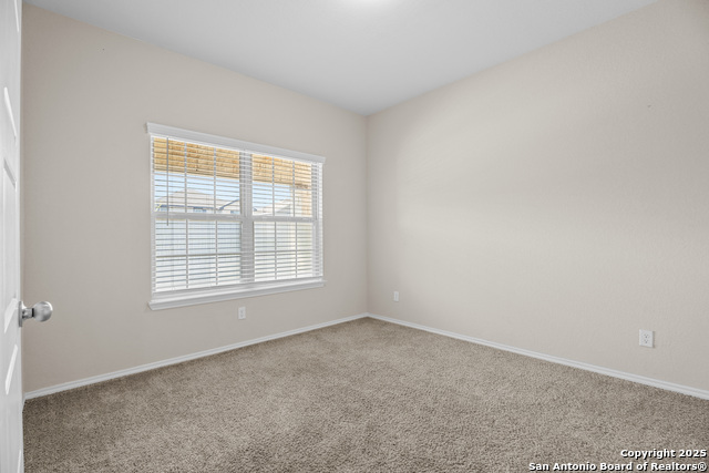 Listing photo id 4 for 9223 Yaya