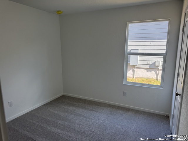 Image 8 of 11 For 231 Ottawa Way