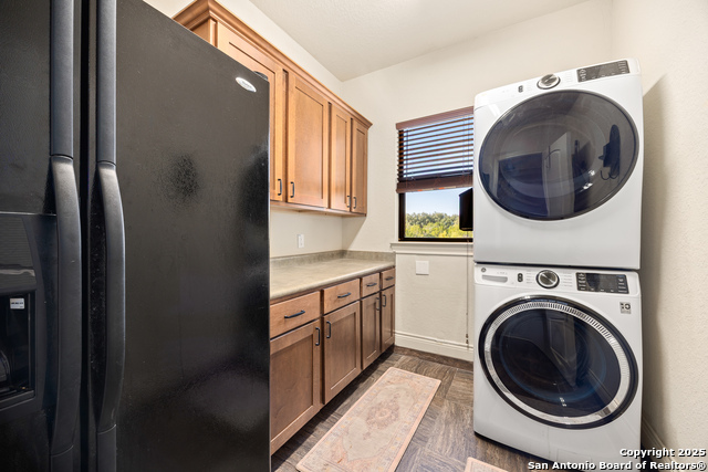 Image 29 of 50 For 414 Spacious Sky