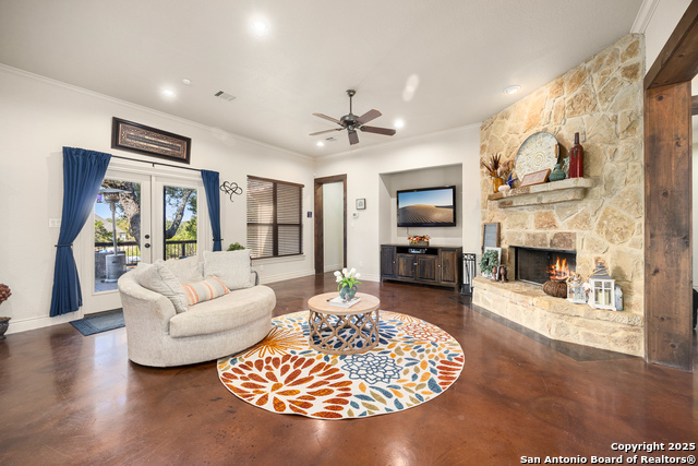 Image 7 of 50 For 414 Spacious Sky