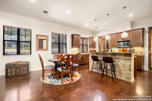 Image 9 of 50 For 414 Spacious Sky