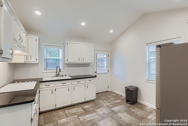 Image 3 of 12 For 969 Liberty N