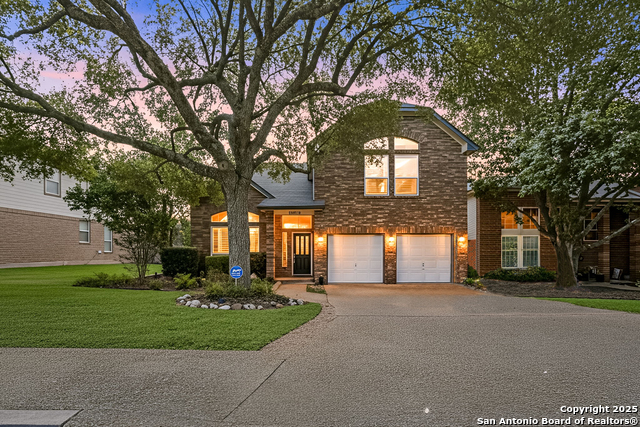 Listing photo id 0 for 18039 Summer Knoll