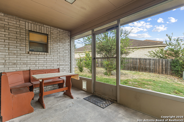 Image 17 of 21 For 7010 Palacios Cv