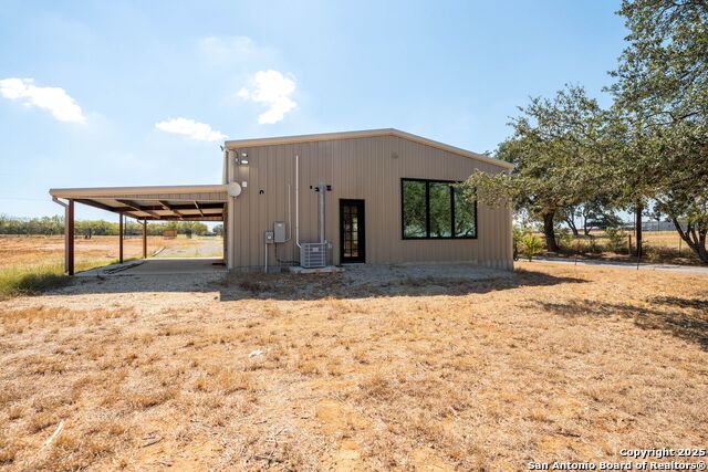 Listing photo id 17 for 13747 Us Highway 87