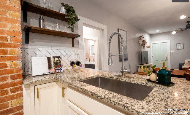 Image 7 of 18 For 315 Sandmeyer