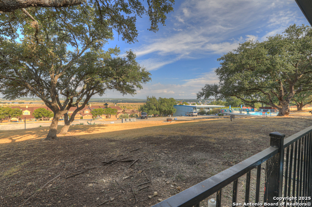 Image 30 of 35 For 1603 Parkview Apt D1