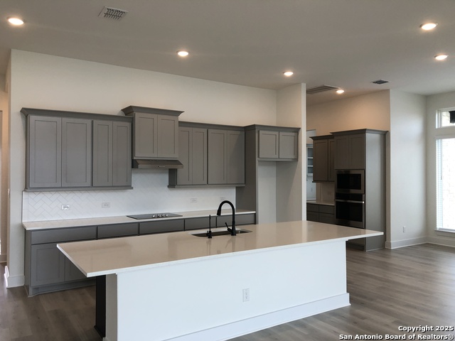 Image 12 of 52 For 8911 Vaca Pass