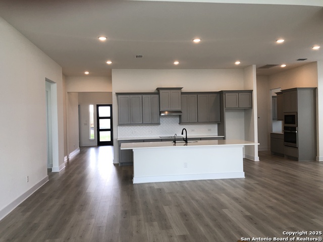 Image 13 of 52 For 8911 Vaca Pass