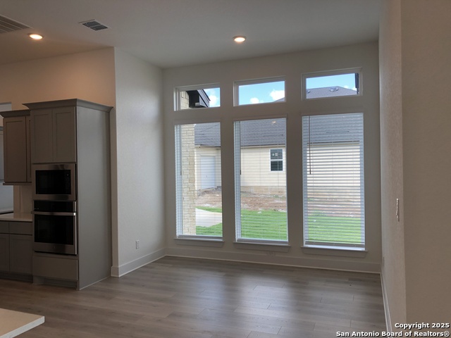 Image 14 of 52 For 8911 Vaca Pass