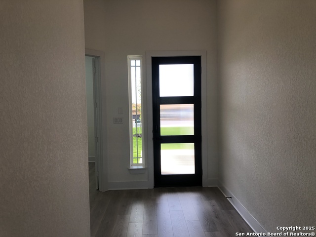 Image 4 of 52 For 8911 Vaca Pass