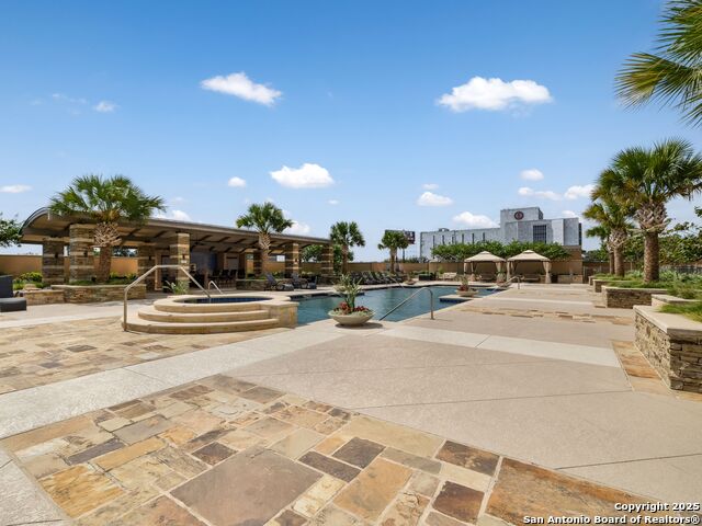 Listing photo id 39 for 4242 Broadway Apt 2002