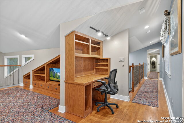 Listing photo id 19 for 23 Nopalito