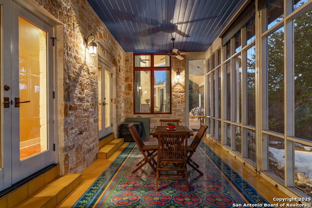 Listing photo id 29 for 23 Nopalito