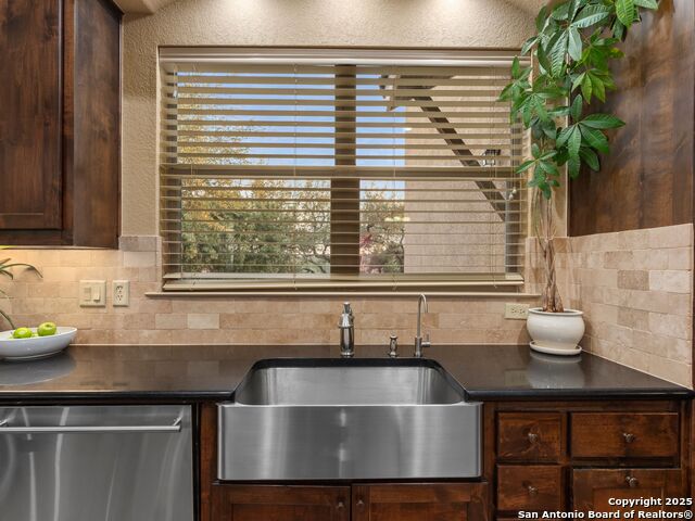 Image 19 of 60 For 1504 Redcloud Peak