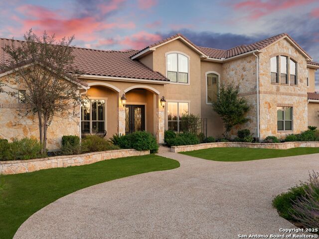 Image 2 of 60 For 1504 Redcloud Peak