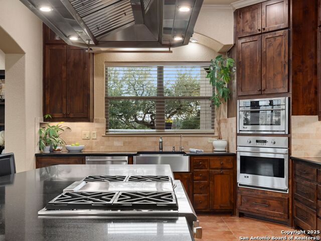 Image 21 of 60 For 1504 Redcloud Peak