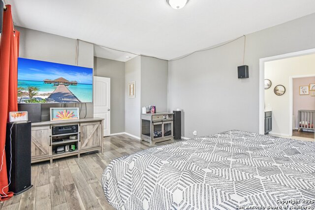 Listing photo id 11 for 8508 Samsel Falls