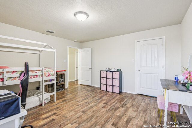 Listing photo id 21 for 8508 Samsel Falls