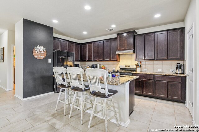 Listing photo id 1 for 8508 Samsel Falls