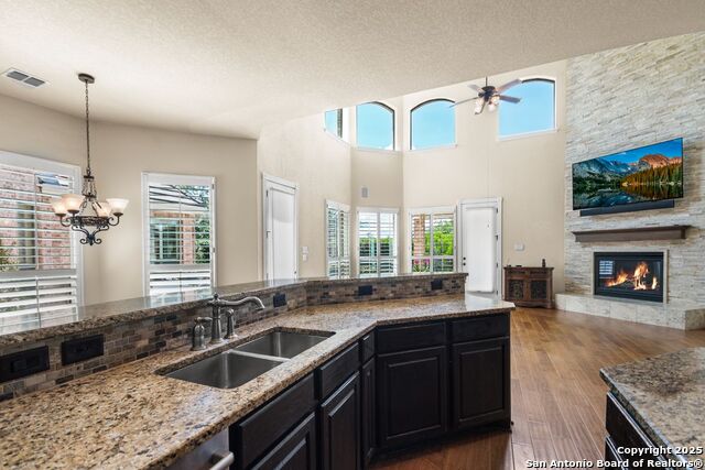 Image 10 of 36 For 7206 Hovingham