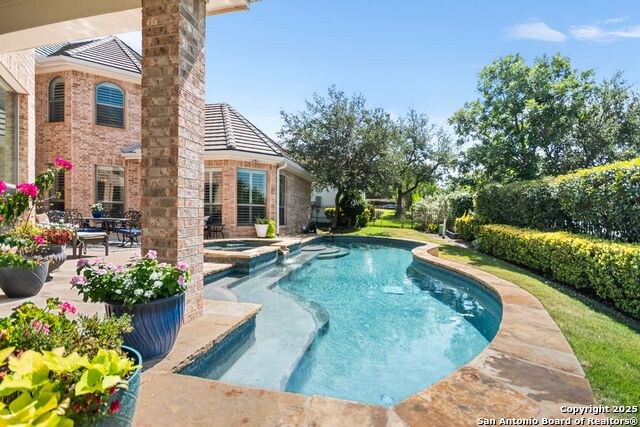 Image 35 of 36 For 7206 Hovingham