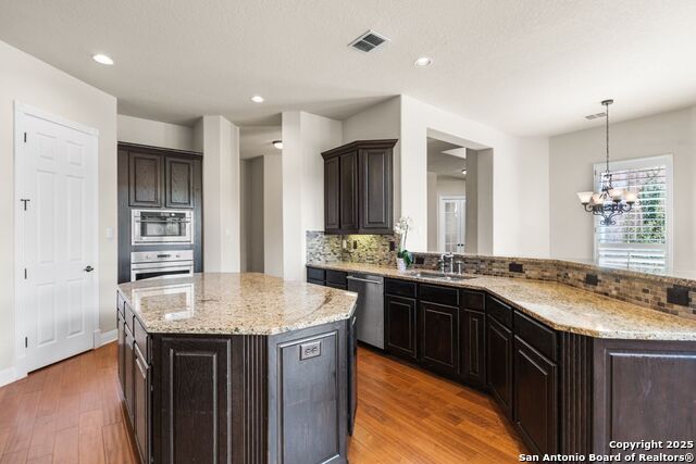 Image 7 of 36 For 7206 Hovingham