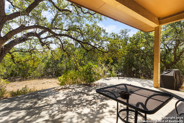 Listing photo id 32 for 228 Wilderness