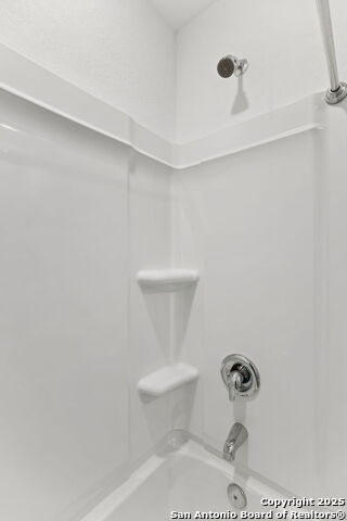 Image 21 of 31 For 3819 Terrell Trace