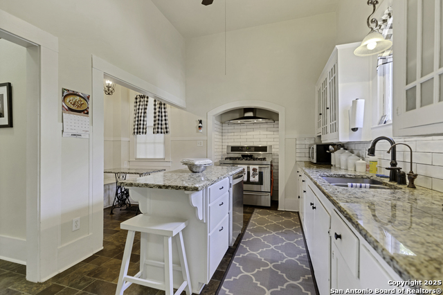 Image 10 of 35 For 406 Tilden