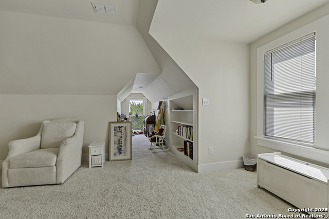 Image 27 of 35 For 406 Tilden