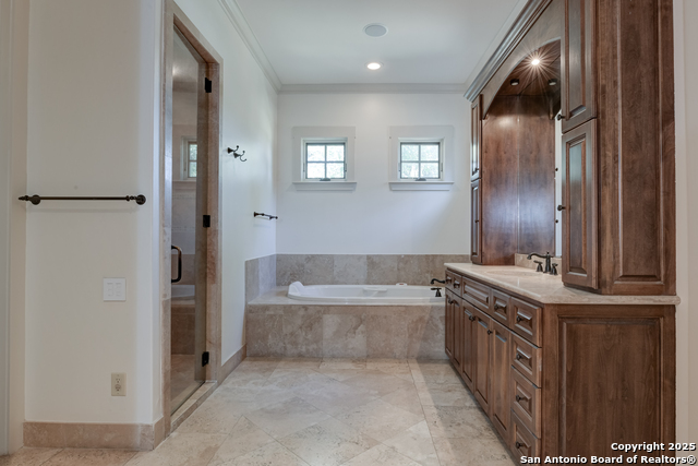 Listing photo id 12 for 7238 Seidel