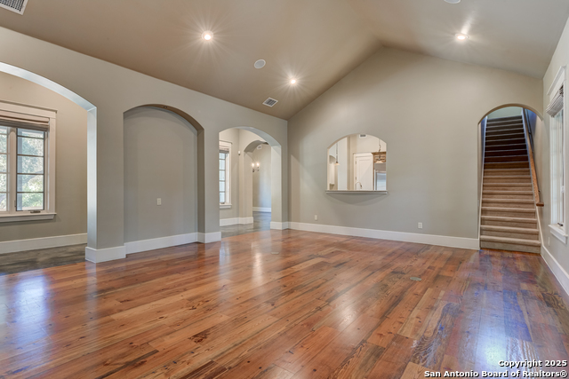 Listing photo id 16 for 7238 Seidel