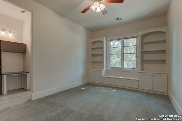 Listing photo id 24 for 7238 Seidel