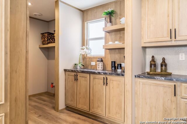 Listing photo id 3 for 2284 Stevens Rd